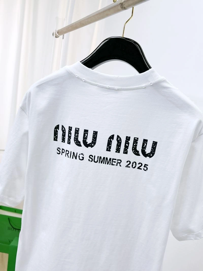 Classic Miu Miu T-Shirts 161374