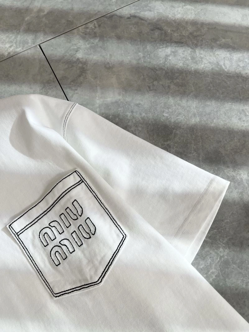 EyeCatching Miu Miu T-Shirts 161365