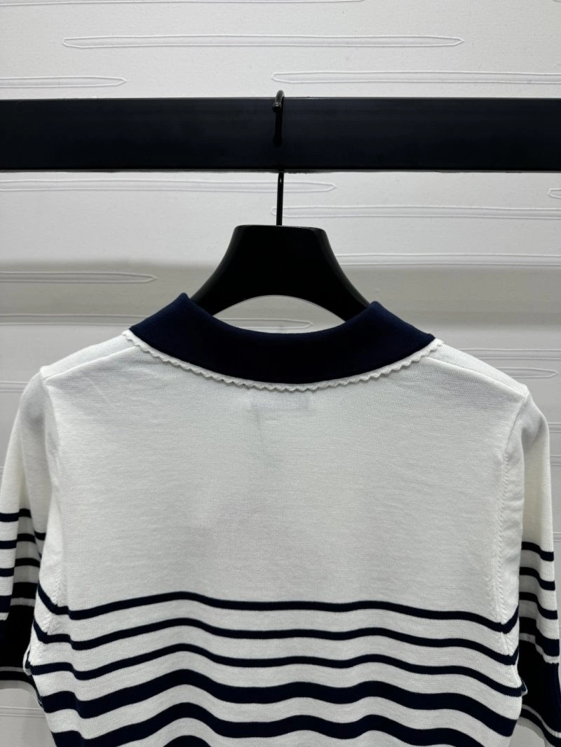 Miu Miu T-Shirts UrbanChic 151120