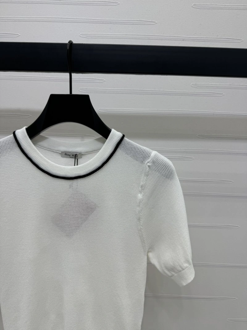 Trendsetting Miu Miu T-Shirts 151096