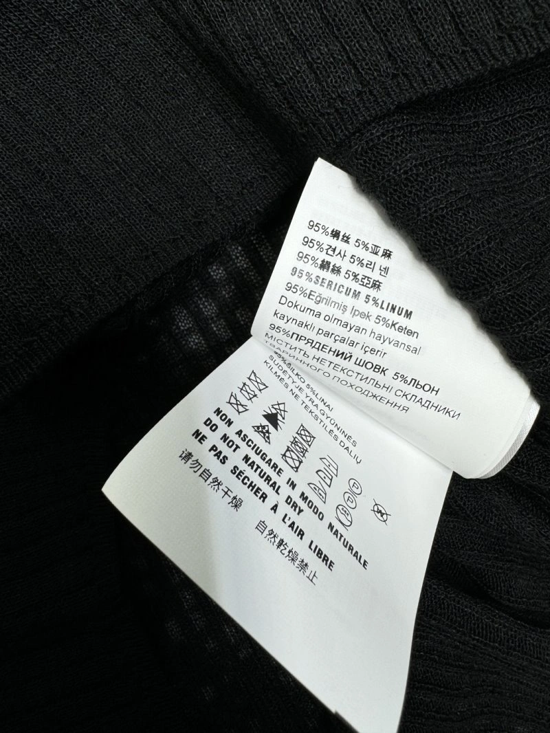 TravelReady Miu Miu T-Shirts 151089