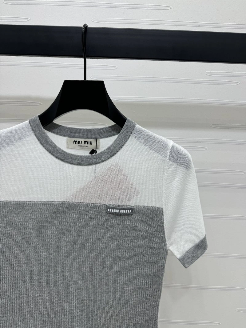 Miu Miu T-Shirts Durable 151072
