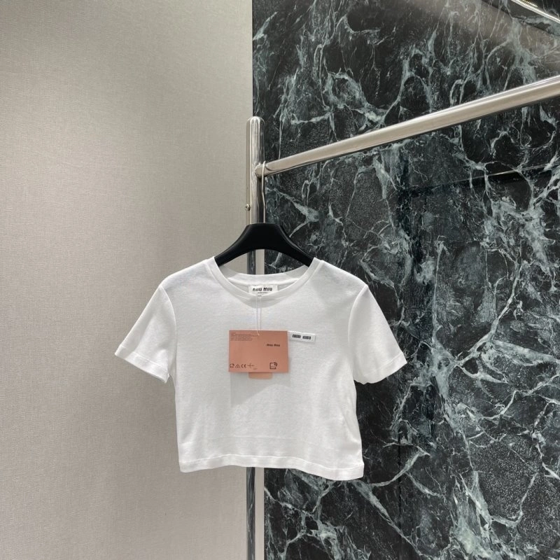 Miu Miu T-Shirts Youthful 151067