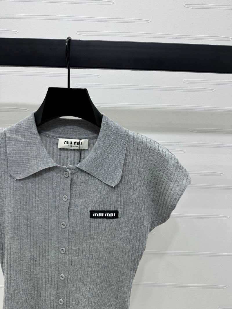 Versatile Miu Miu T-Shirts 151065