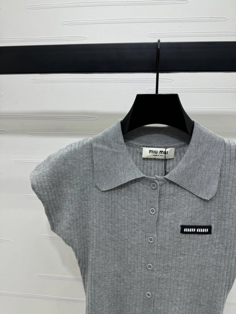 Versatile Miu Miu T-Shirts 151065