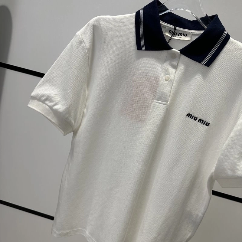 Miu Miu T-Shirts GoAnywhere 151032