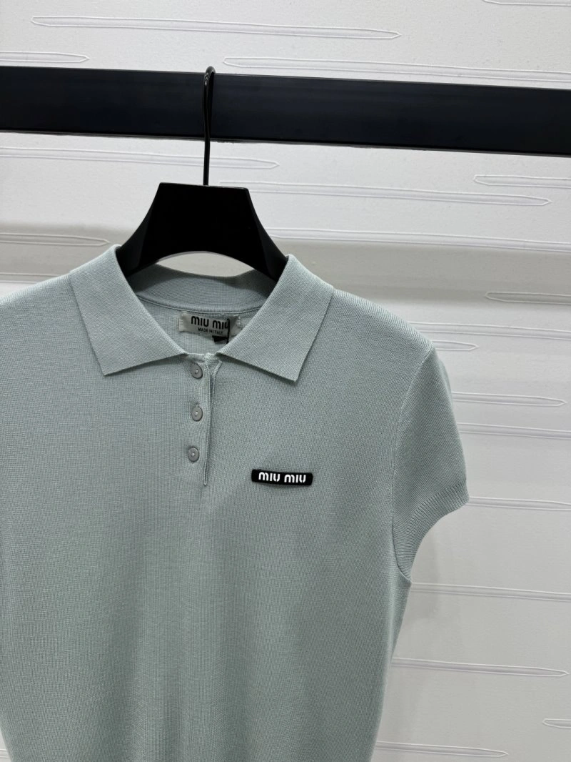 Miu Miu T-Shirts WaterResistant 151028