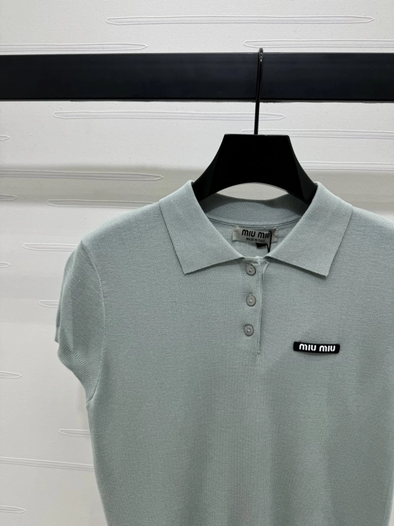 Miu Miu T-Shirts WaterResistant 151028