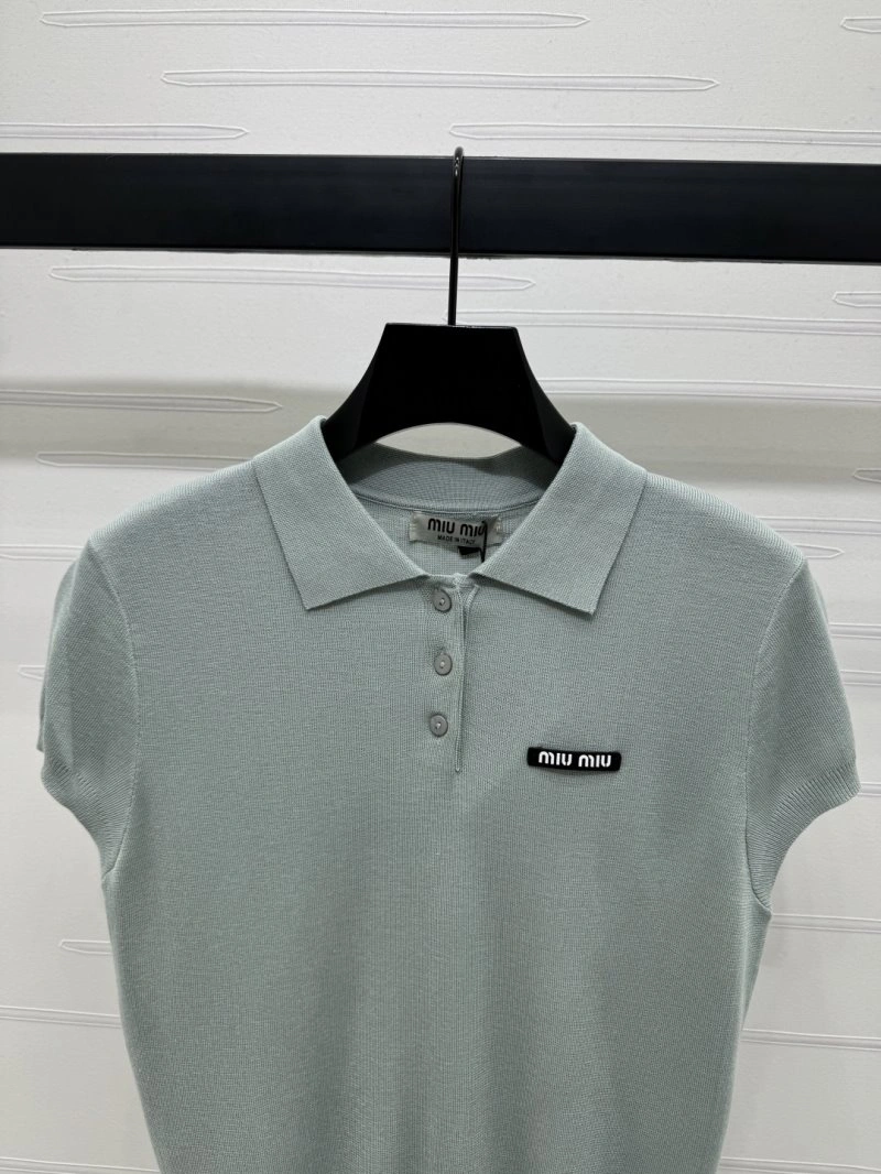Miu Miu T-Shirts WaterResistant 151028