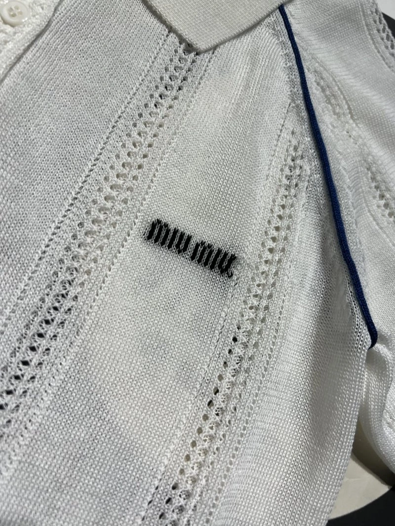 Versatile Miu Miu T-Shirts 151019