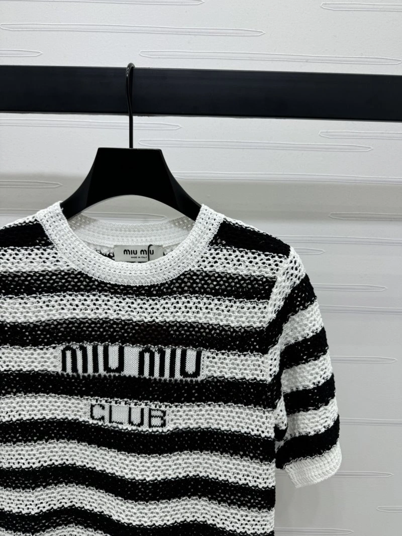 ModernLook Miu Miu T-Shirts 150998