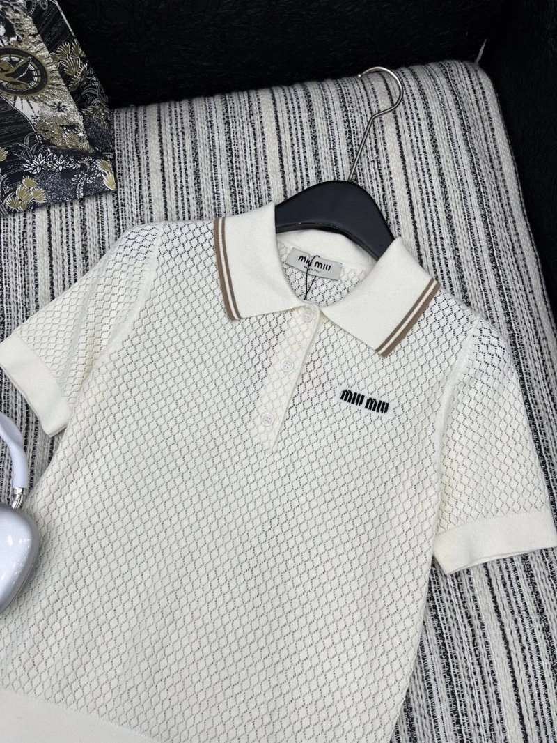 Miu Miu T-Shirts Snug 150994
