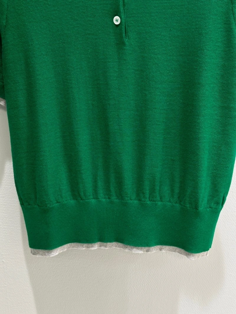 WeatherProof Miu Miu T-Shirts 151017