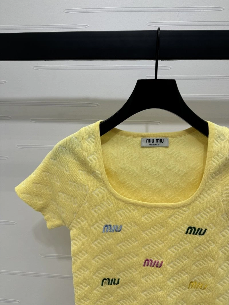 Miu Miu T-Shirts Functional 156228