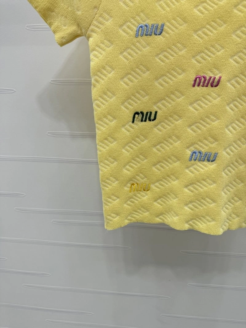 Miu Miu T-Shirts Functional 156228