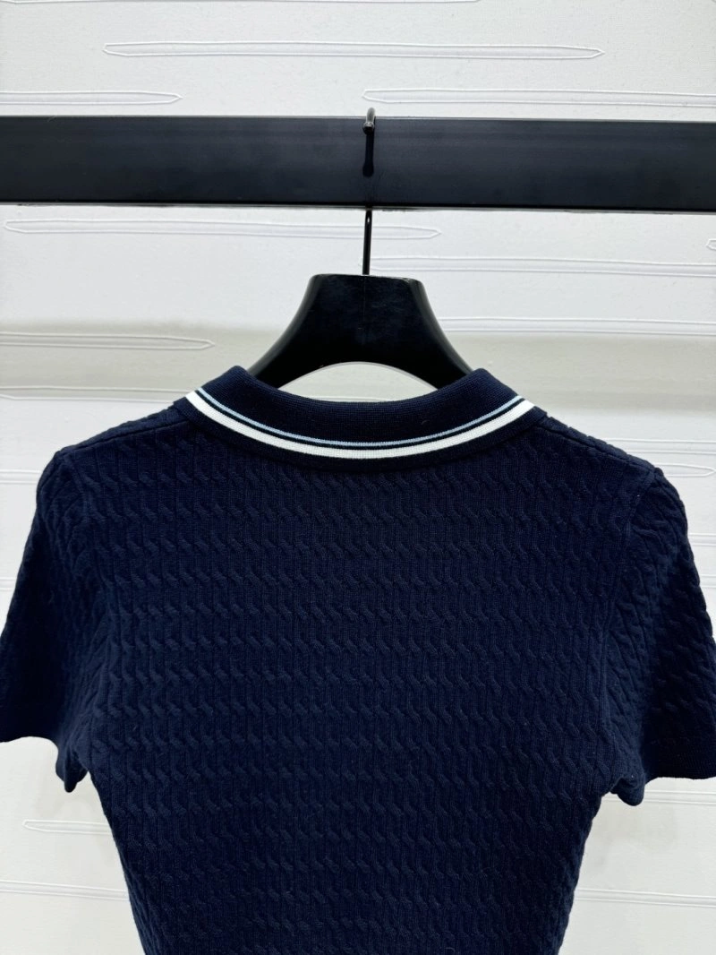 Miu Miu T-Shirts Trendsetting 156214