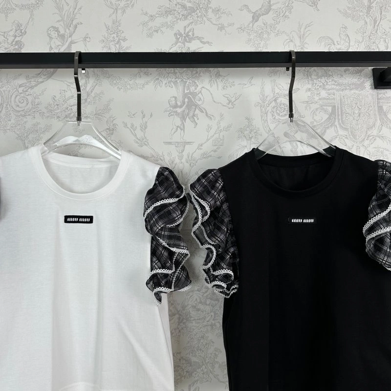 Miu Miu T-Shirts FashionForward 156217