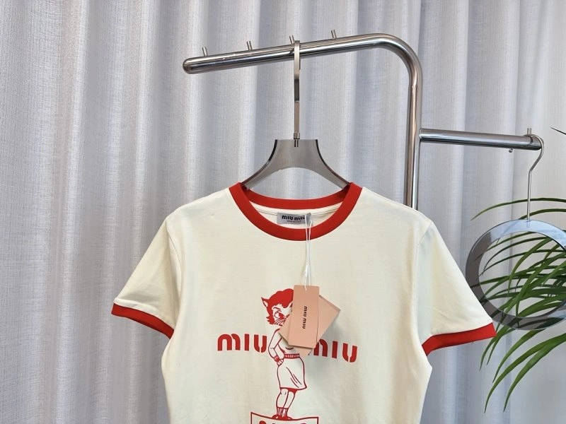 Miu Miu T-Shirts Modern 156203