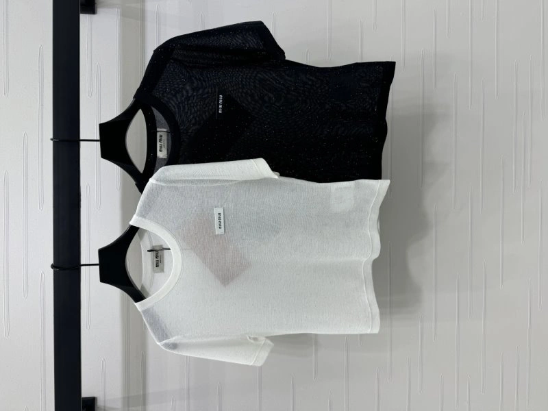Versatile Miu Miu T-Shirts 156189