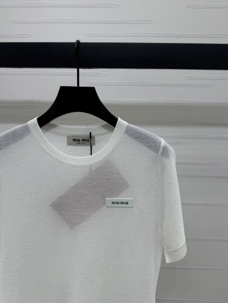 Versatile Miu Miu T-Shirts 156189