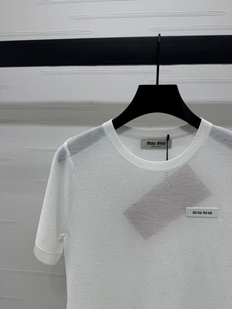 Versatile Miu Miu T-Shirts 156189