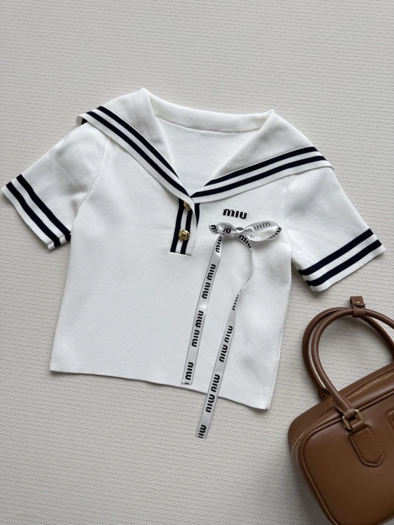 Miu Miu T-Shirts Effortless 156190