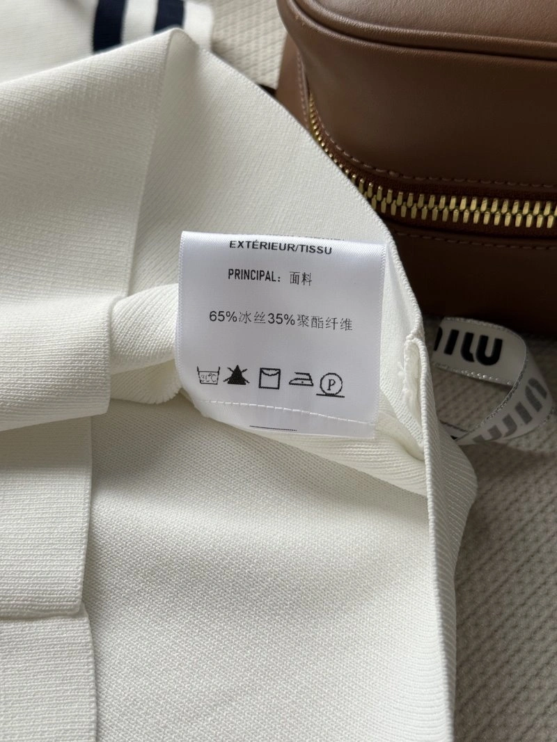 Miu Miu T-Shirts Effortless 156190
