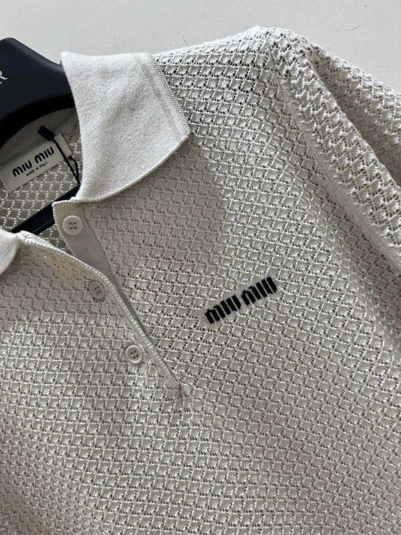 Miu Miu T-Shirts Seasonal 156183