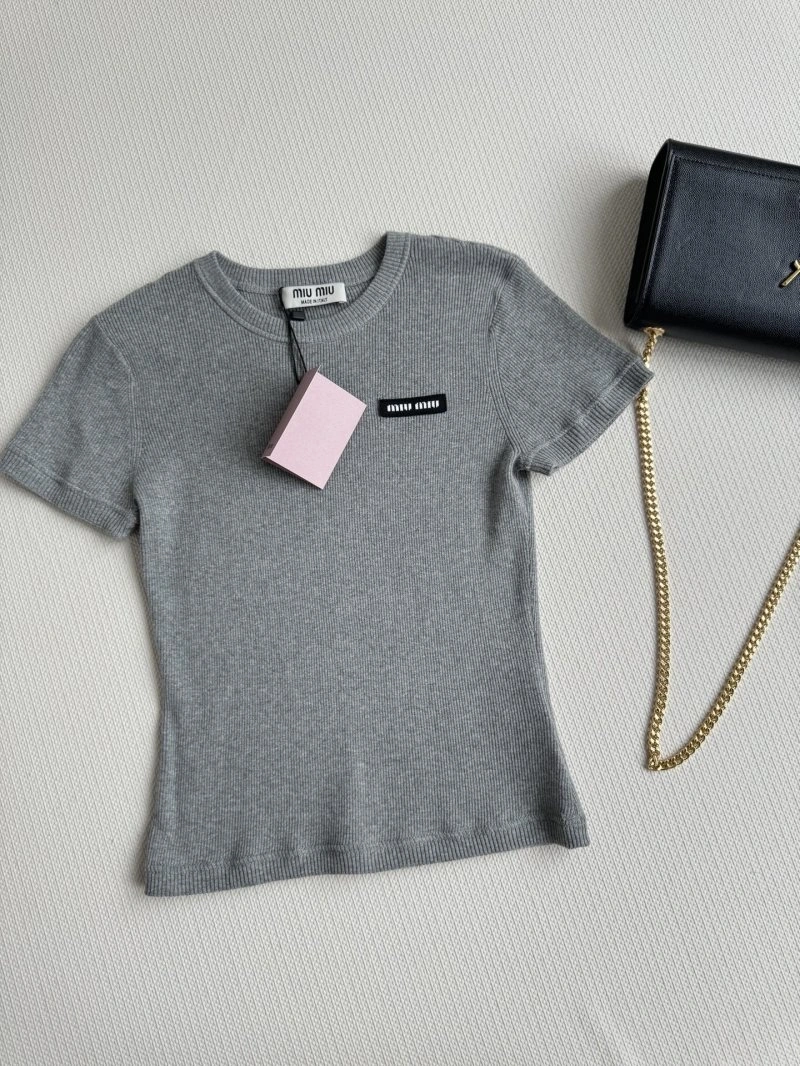 Miu Miu T-Shirts Minimalist 156186
