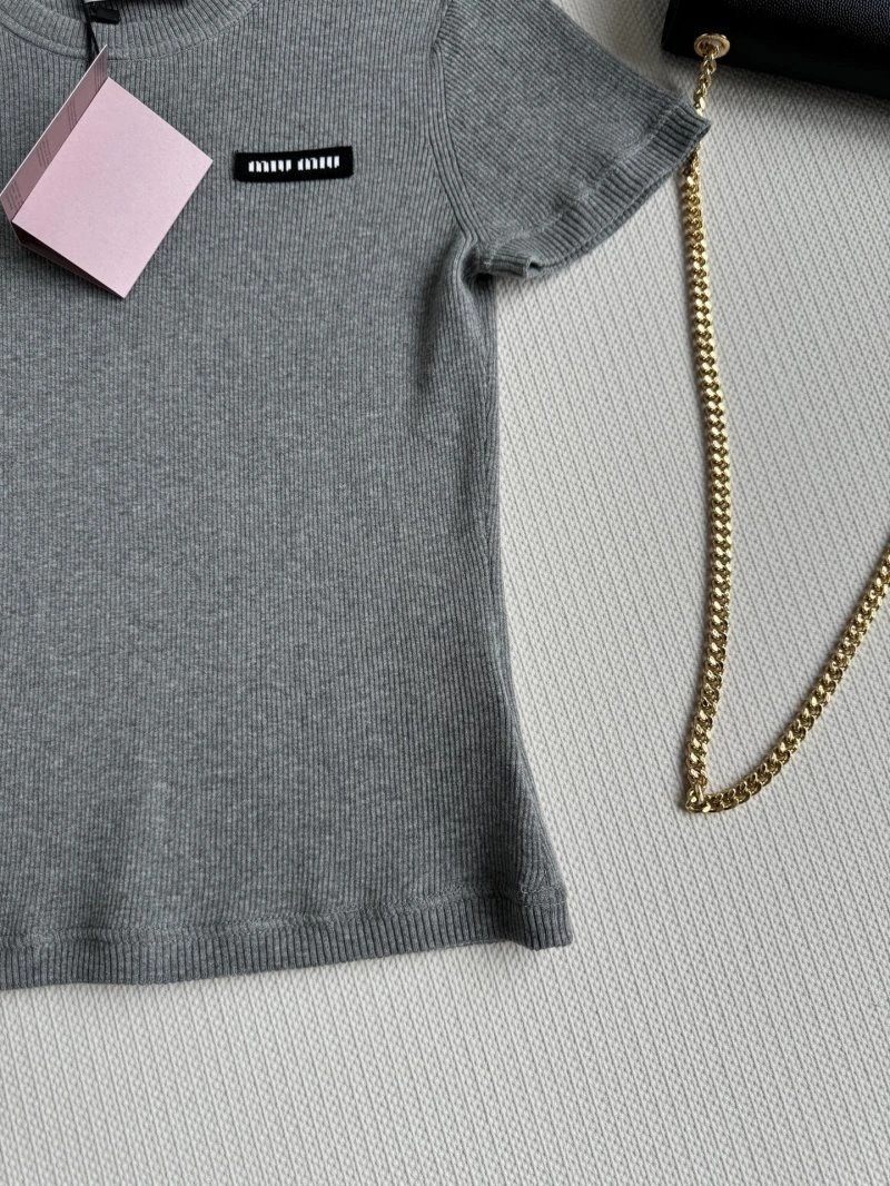 Miu Miu T-Shirts Minimalist 156186
