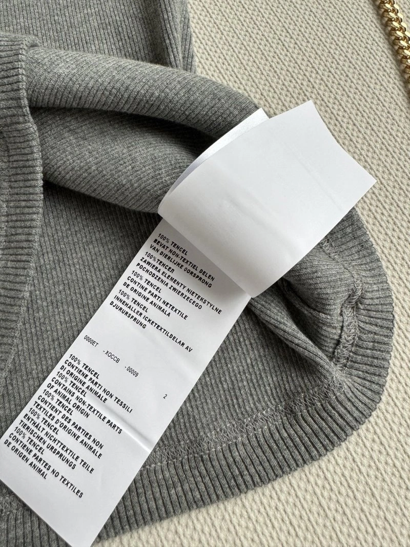 Miu Miu T-Shirts Minimalist 156186