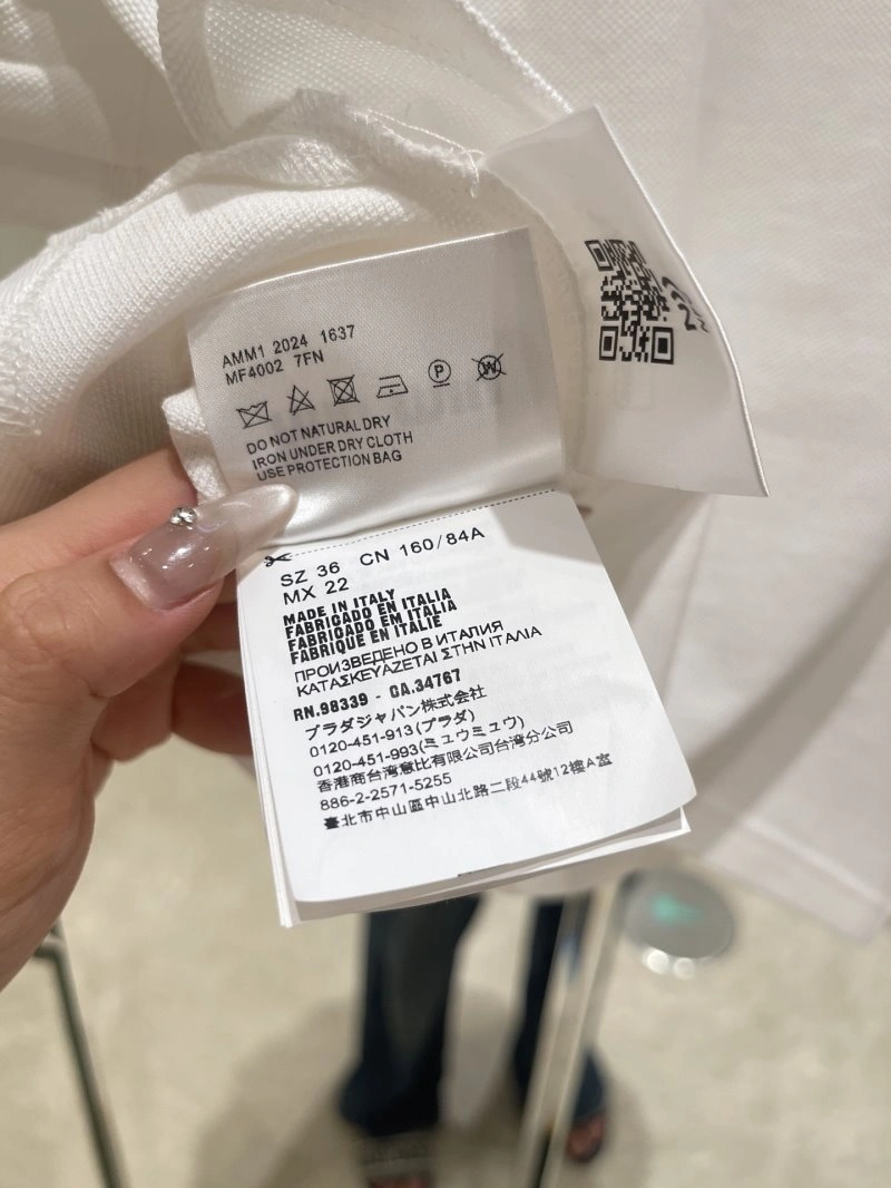 Modern Miu Miu T-Shirts 156178