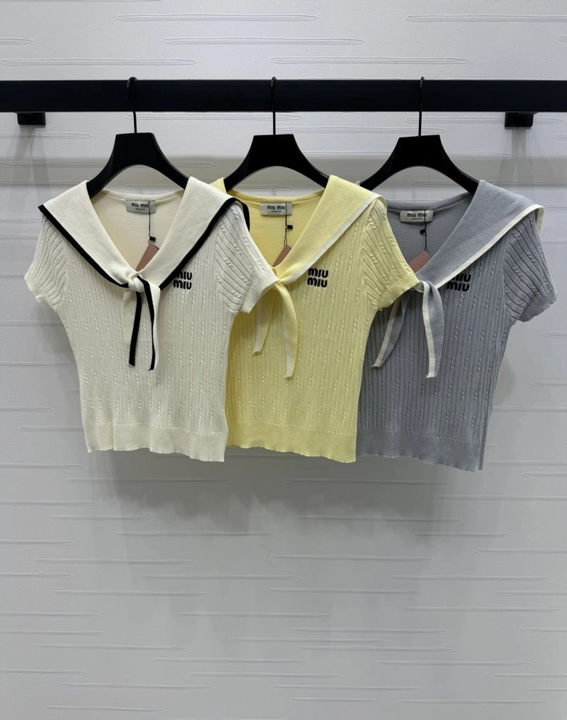 Miu Miu T-Shirts Bold 156257