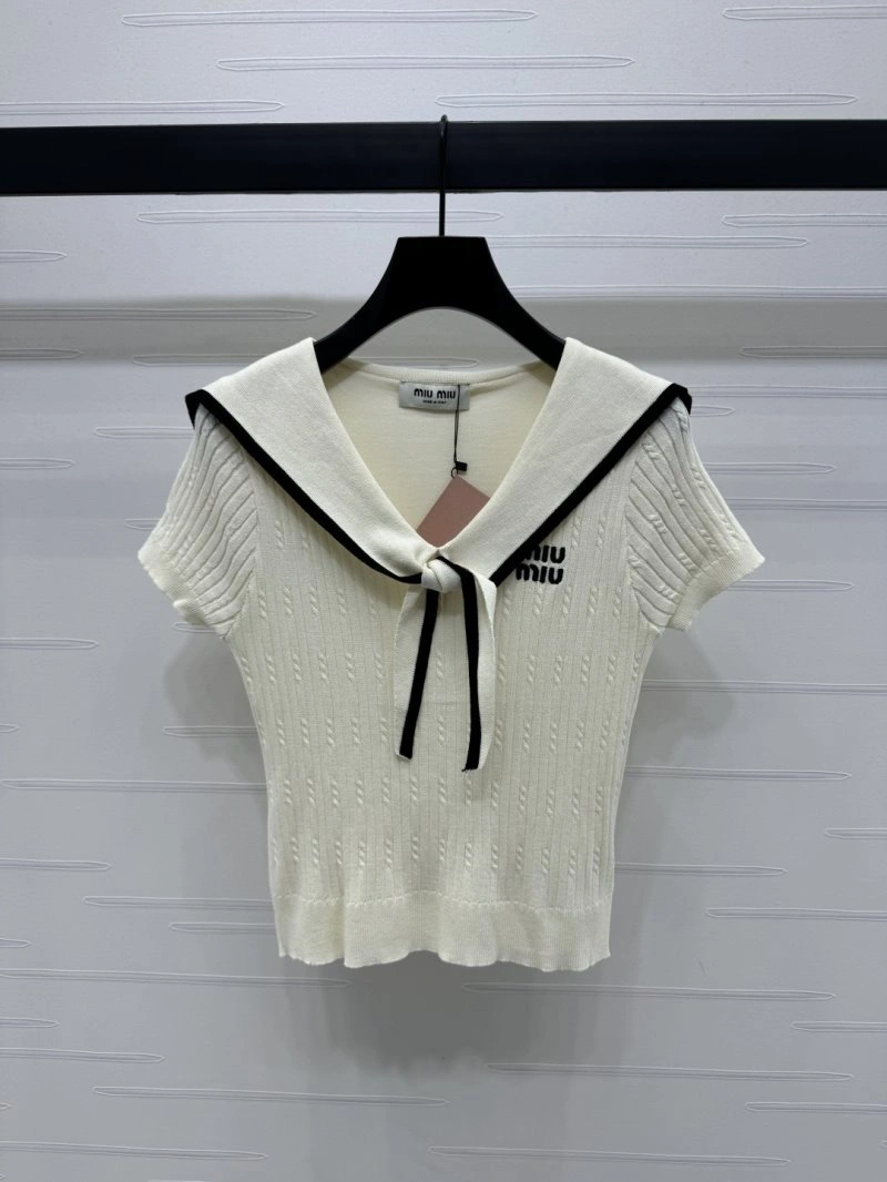 Miu Miu T-Shirts Bold 156257