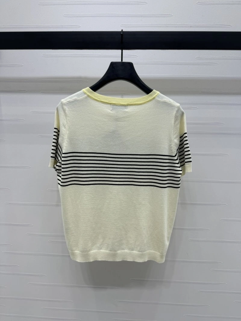 Miu Miu T-Shirts Fashionable 156167