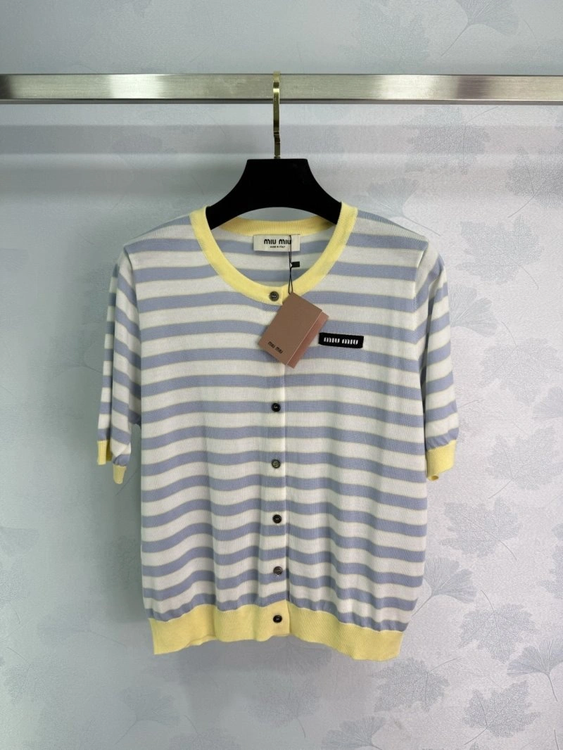 Miu Miu T-Shirts Elegant 156175