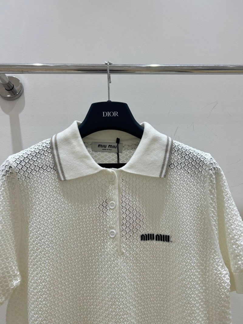 Miu Miu T-Shirts Comfortable 156141