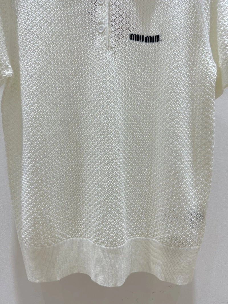 Miu Miu T-Shirts Comfortable 156141