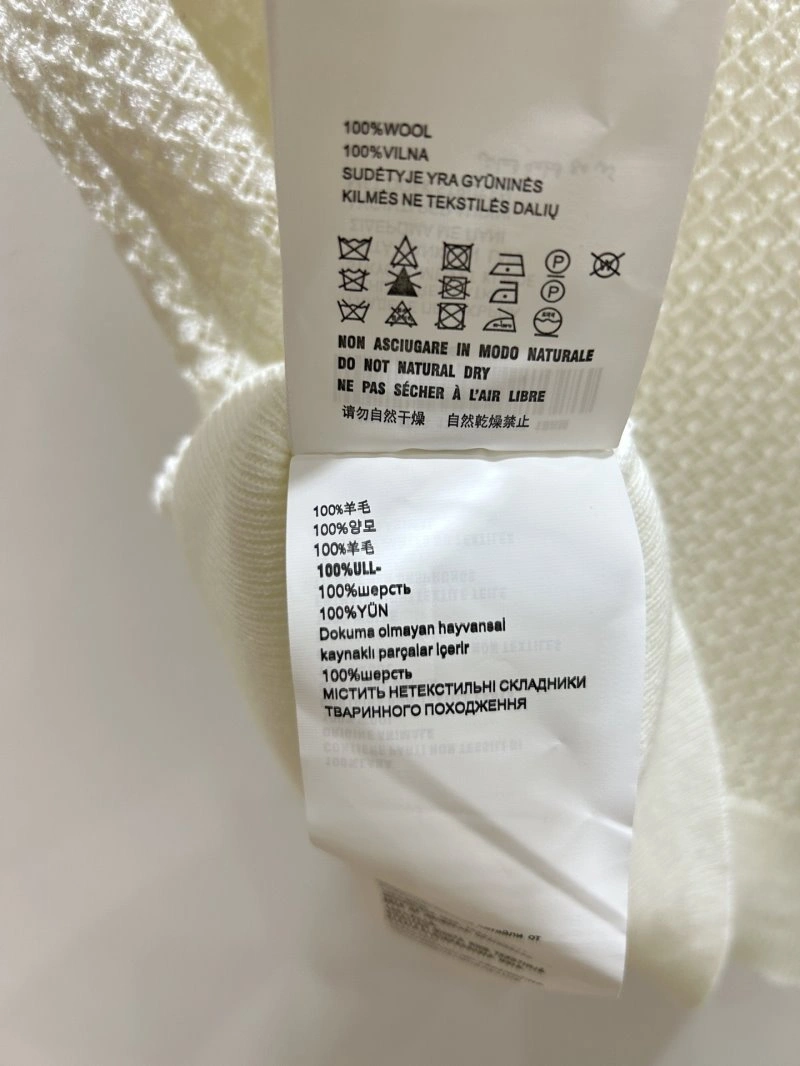 Miu Miu T-Shirts Comfortable 156141