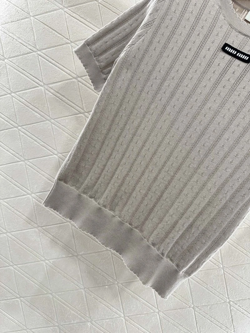 Miu Miu T-Shirts Durable 156126