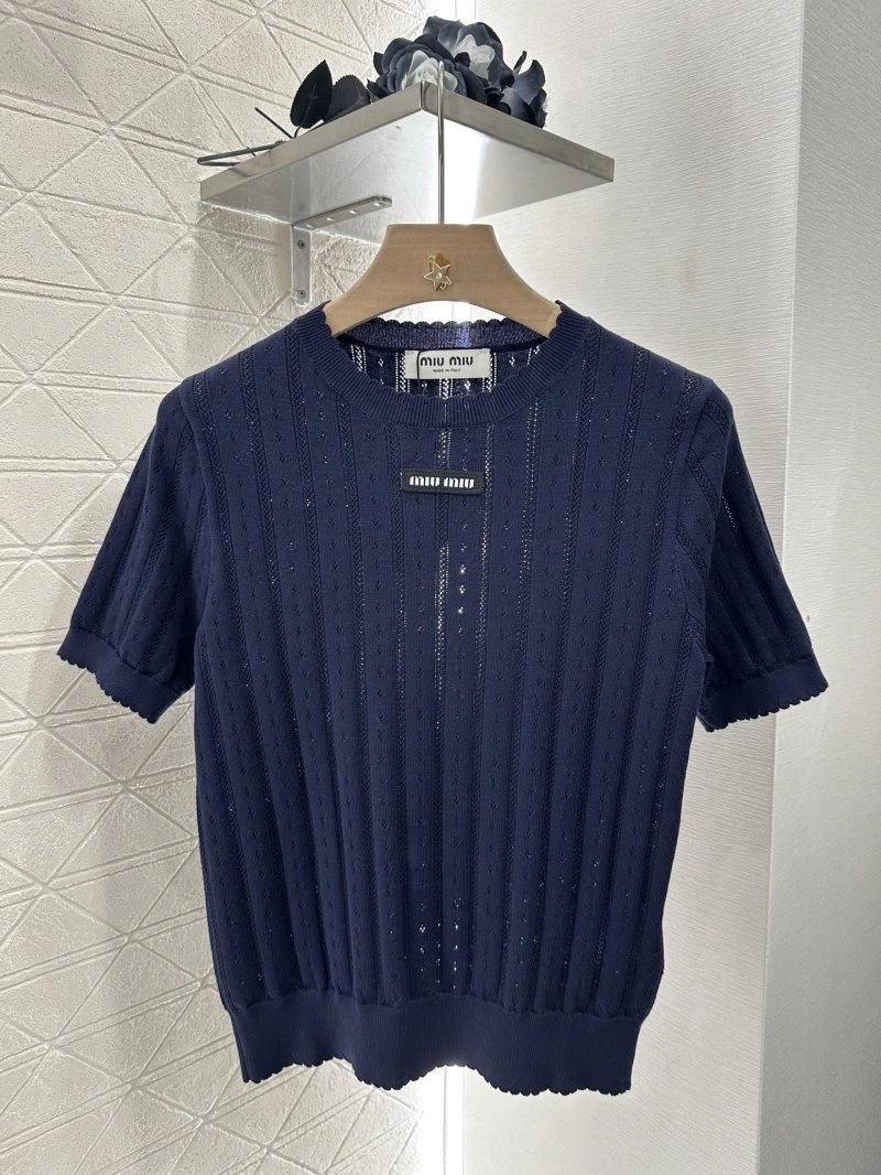 Miu Miu T-Shirts Effortless 156124