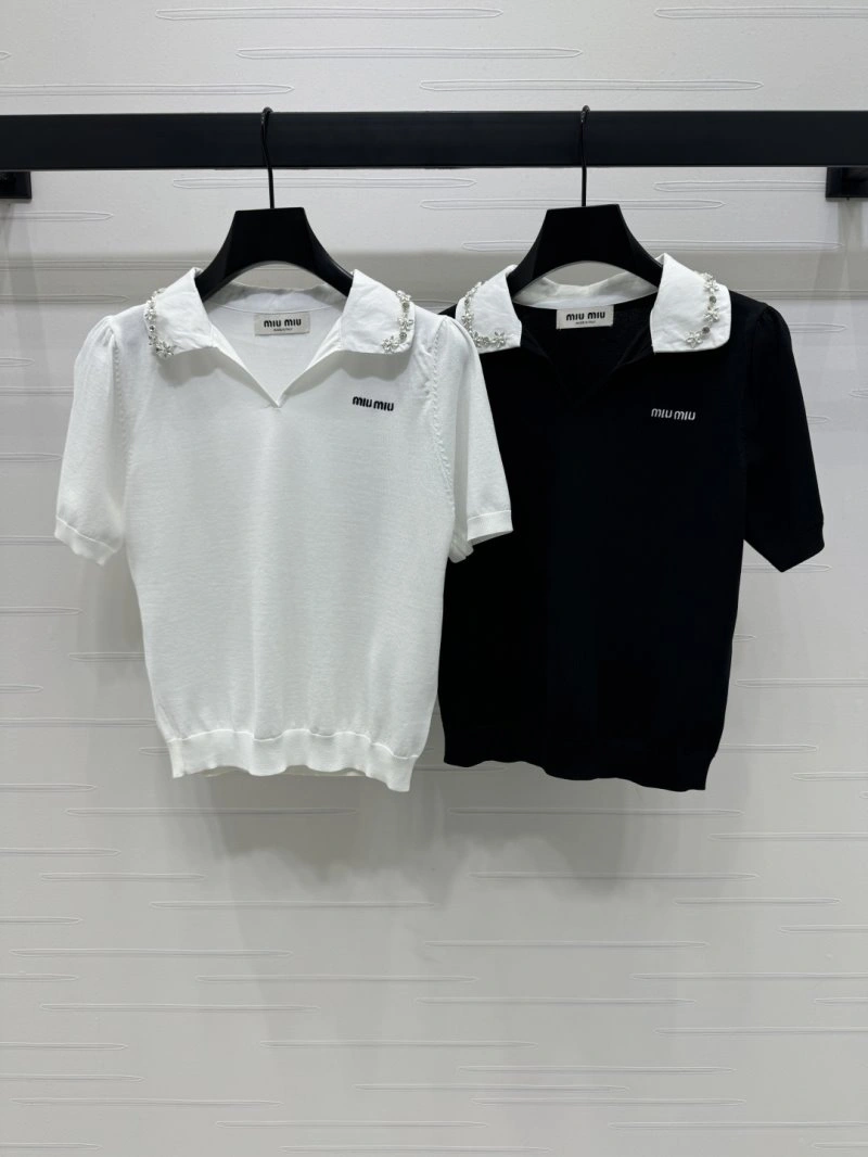 Miu Miu T-Shirts Cozy 156101