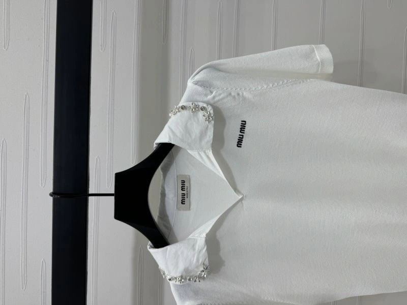 Miu Miu T-Shirts Cozy 156101