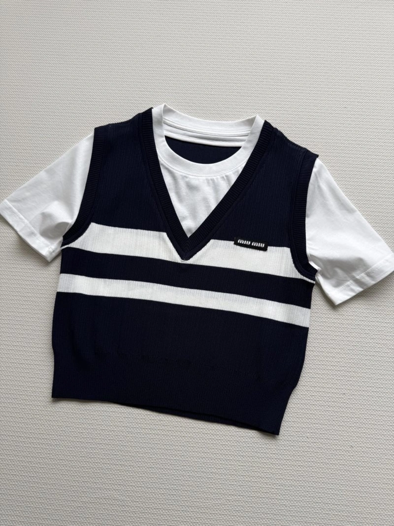 Effortless Miu Miu T-Shirts 156109