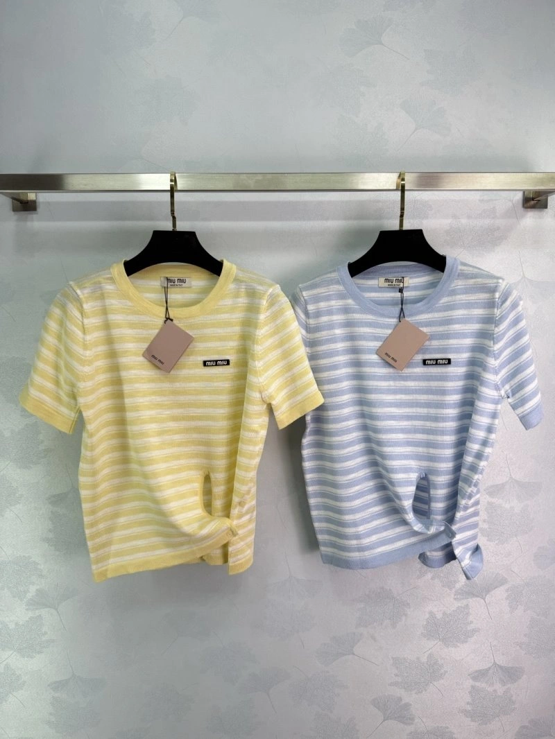 Miu Miu T-Shirts Sporty 156123