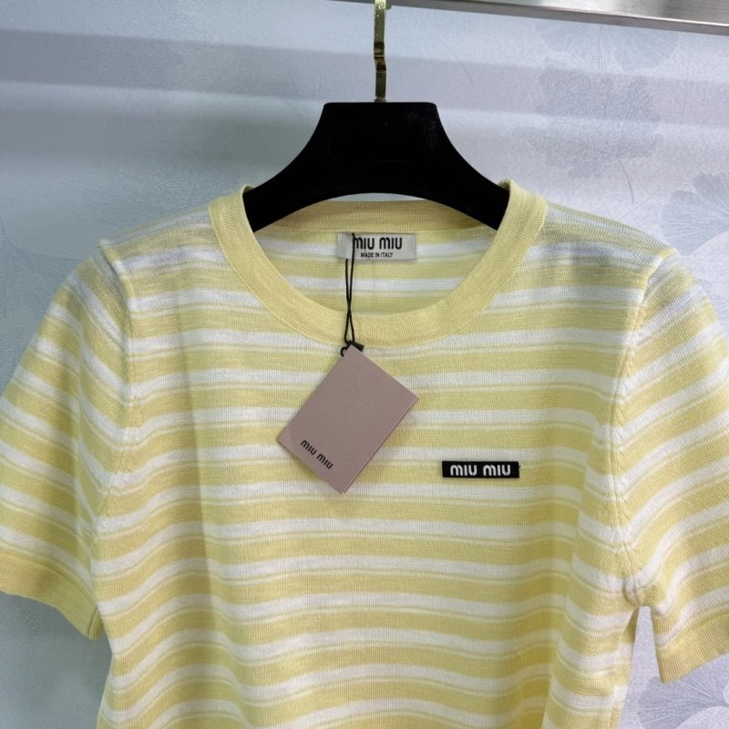Miu Miu T-Shirts Sporty 156123