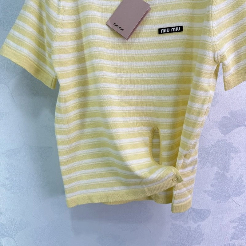 Miu Miu T-Shirts Sporty 156123