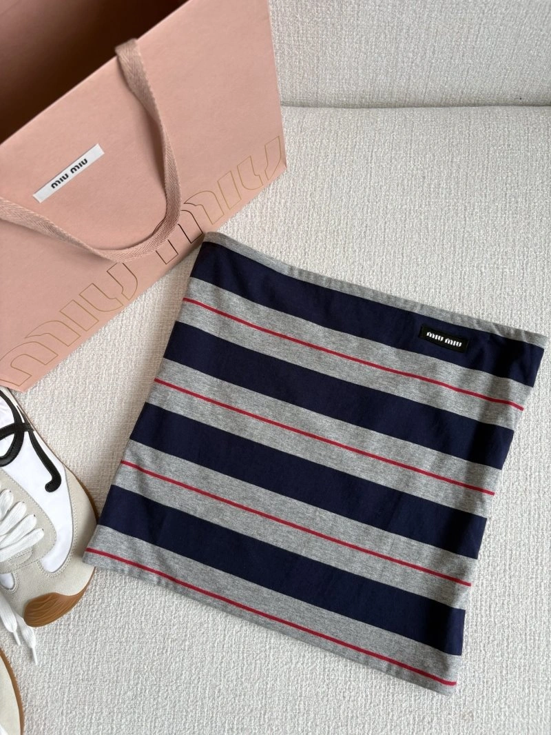 Miu Miu T-Shirts Fashionable 156085