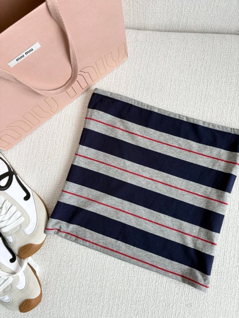 Miu Miu T-Shirts Fashionable 156085
