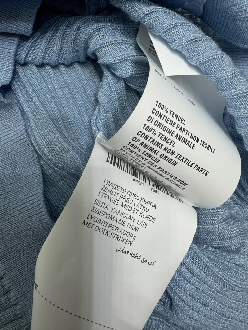 Miu Miu T-Shirts FashionForward 156078